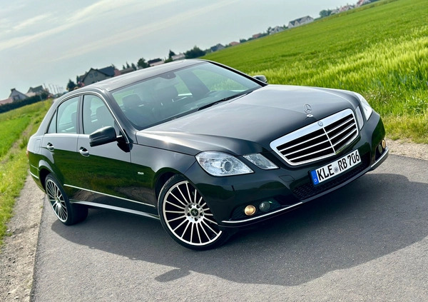 Mercedes-Benz Klasa E cena 42500 przebieg: 254900, rok produkcji 2010 z Chojnów małe 154